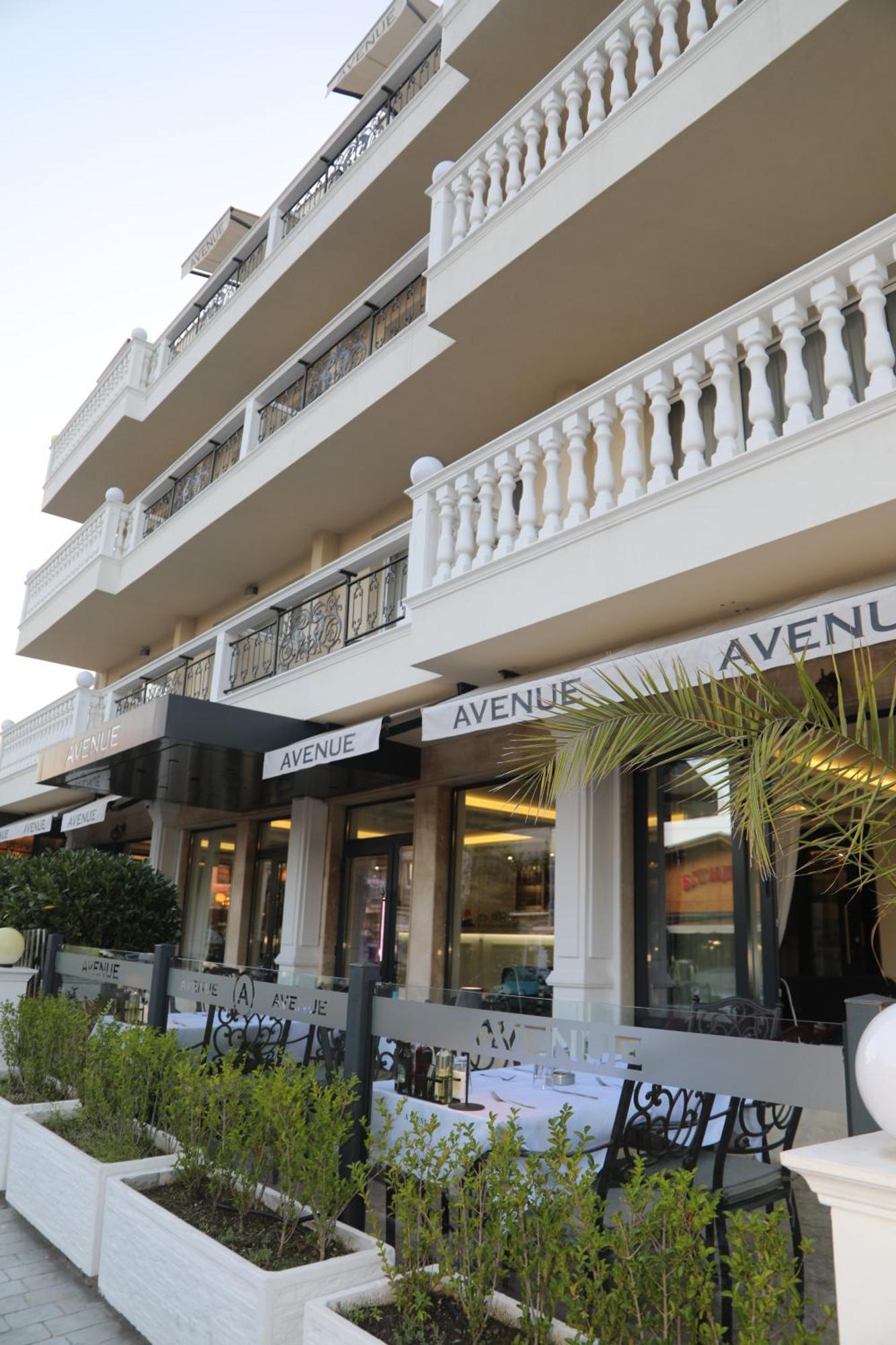 Hotel AVENUE Ravda Buitenkant foto